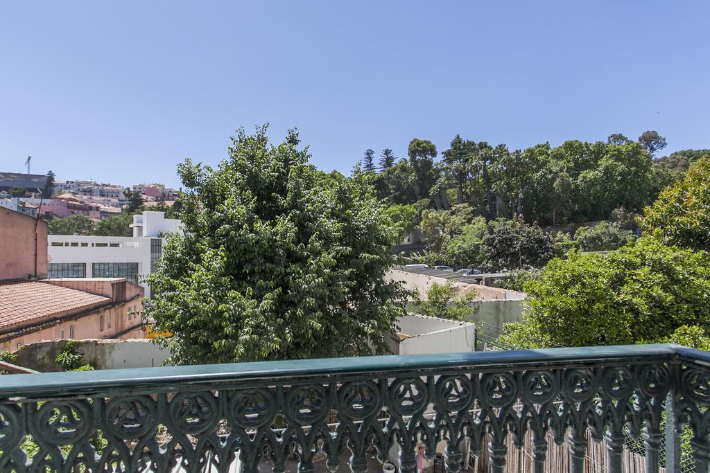 Lisbon Guests Apartments Стая снимка